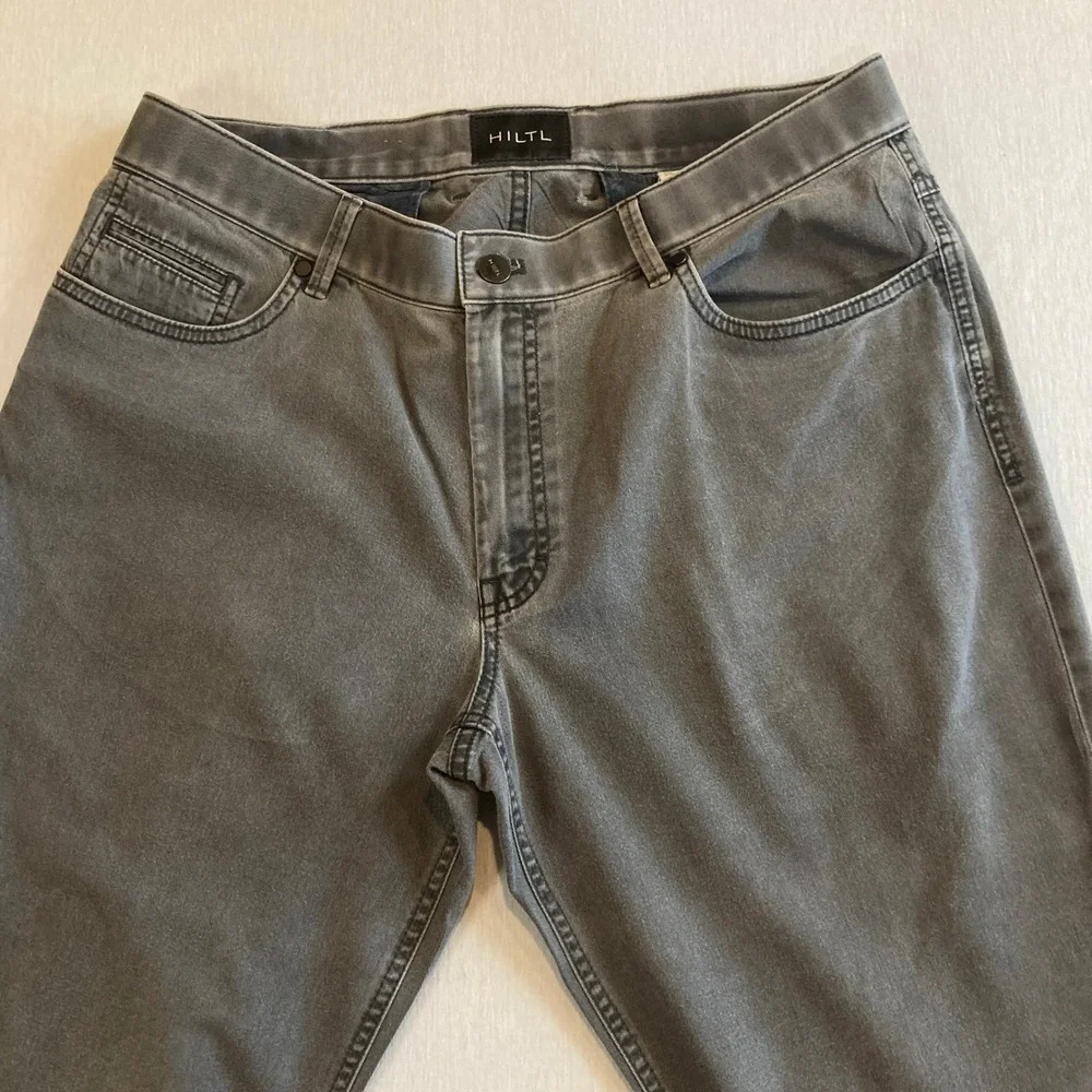 HILTL Mens 35x28 Grey Straight Leg Trousers Pants Grey Wash Made in‎ Macedonia